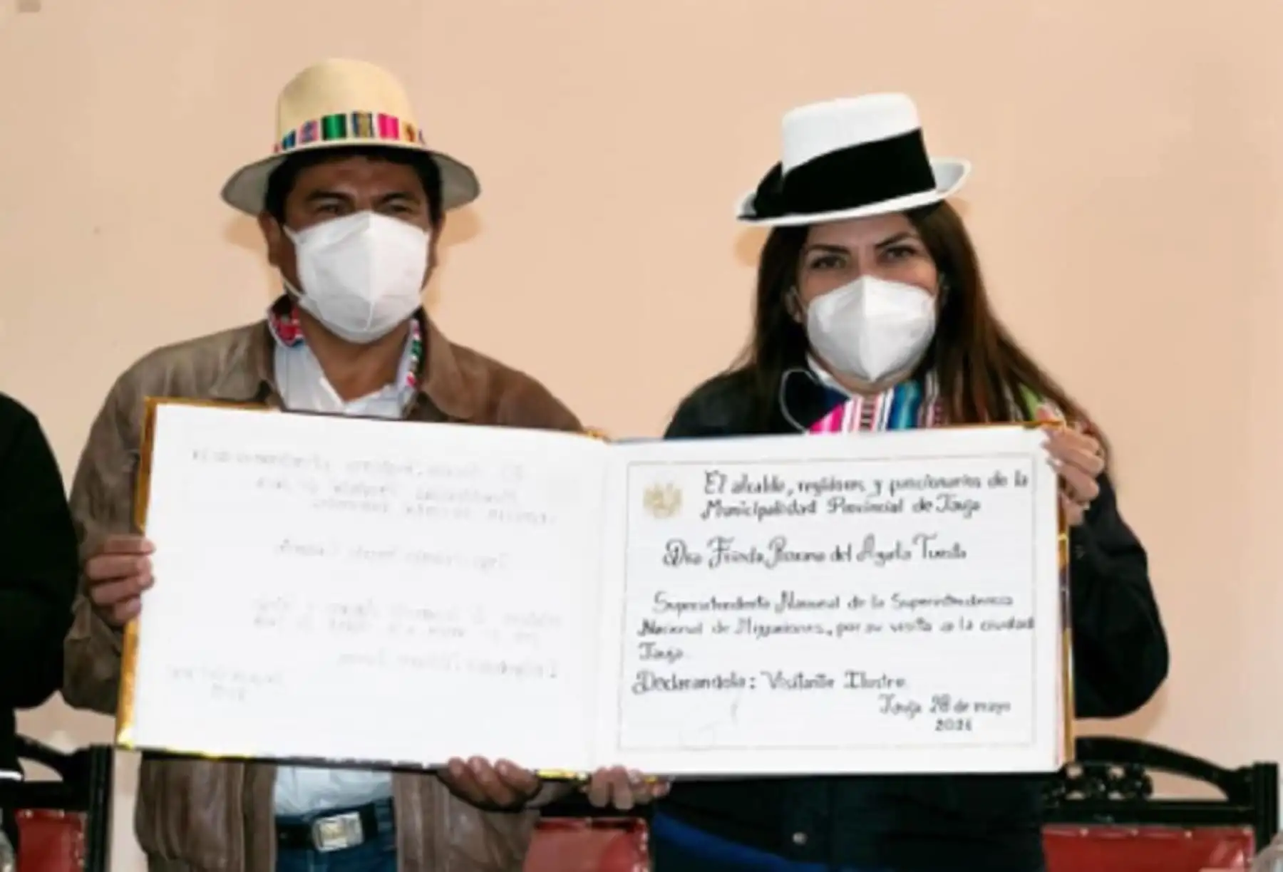 La titular de la Superintendencia Nacional de Migraciones, Roxana del Águila Tuesta, oficializó la puesta en marcha de la nueva jefatura zonal de Huancayo, donde se incrementará el número de citas en línea para la emisión del pasaporte electrónico peruano. Foto: ANDINA/difusión.