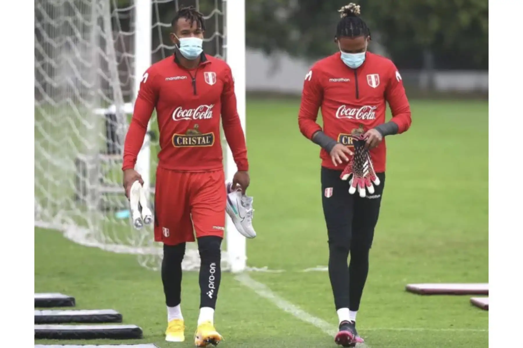 Pedro Gallese y Carlos Caceda de la Selección peruana realiza entrenamientos en la Videna con miras al partido frente a Colombia por las clasificatorias sudamericanas Qatar 2022. Foto: FPF