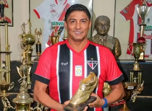 Mario Jardel fue víctima de robo de sus Botas de Oro