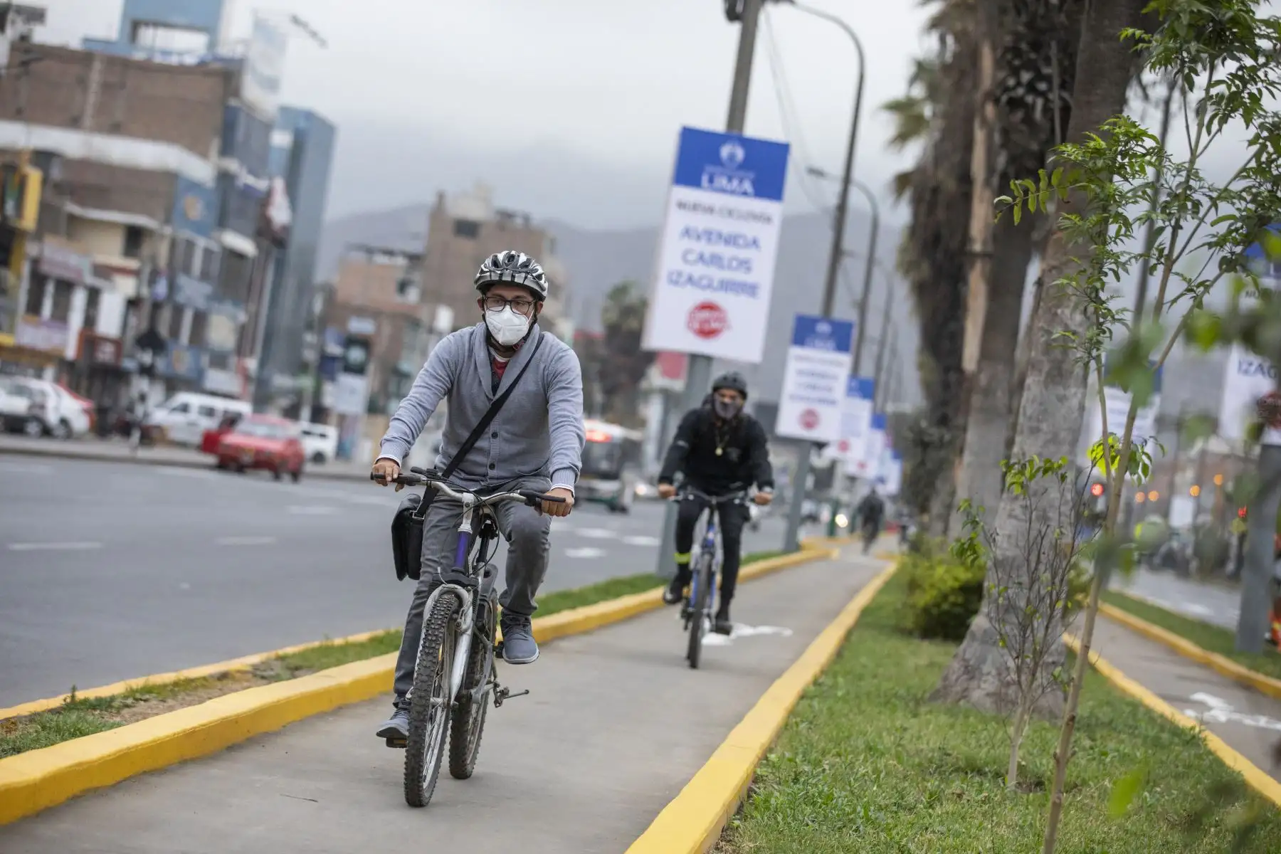 En el Día Mundial de la Bicicleta, el alcalde de Lima, Jorge Muñoz, entregó la nueva ciclovía de la Av. Carlos Izaguirre, de 1.8 km de extensión, que unirá los distritos de Los Olivos, Independencia y San Martín de Porres. Foto: ANDINA/Municipalidad de Lima