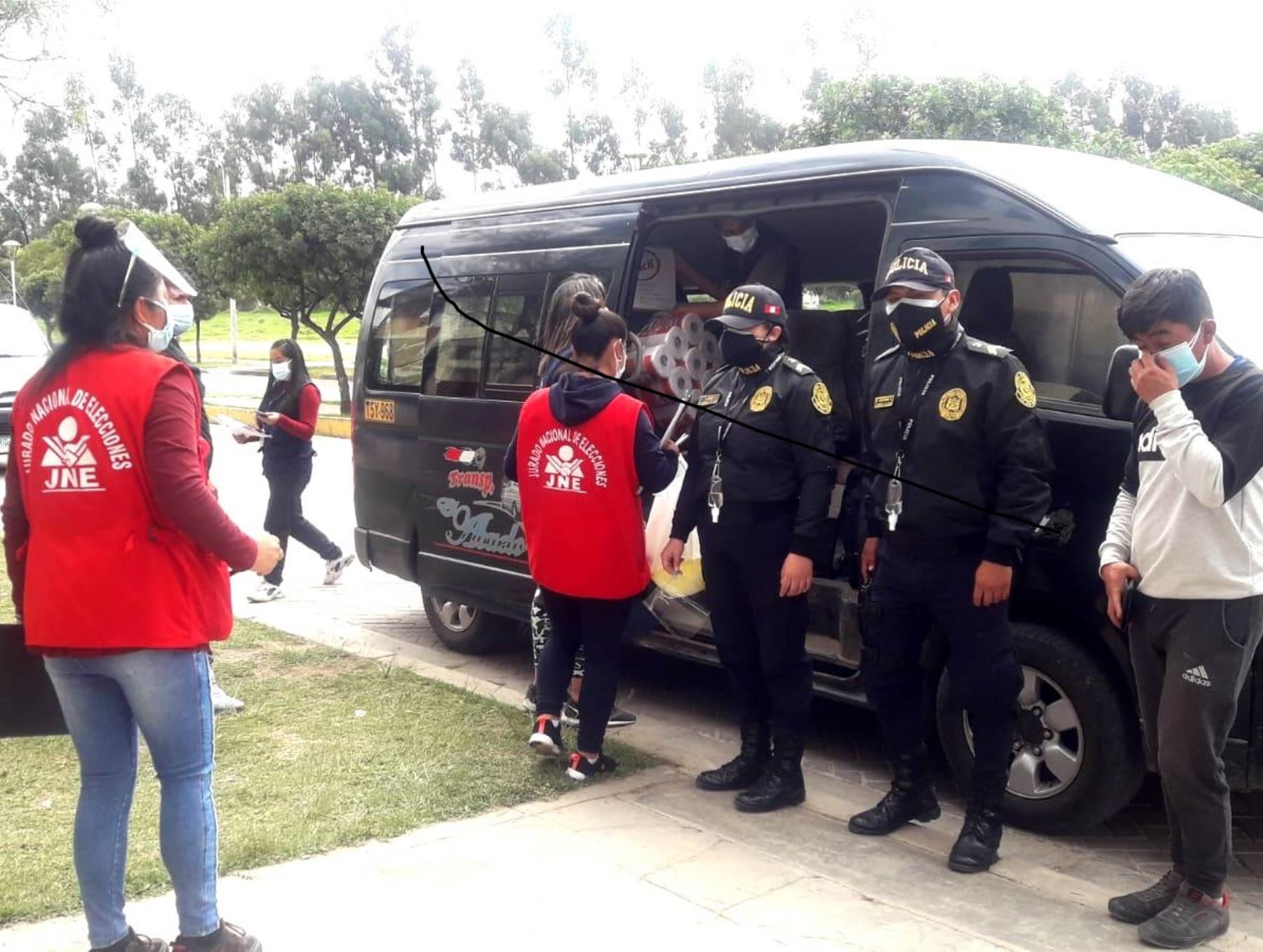 Cajamarca inicia el despliegue del material electoral a localidades alejadas de esta región para los comicios presidenciales del domingo 6 de junio. ANDINA/Difusión