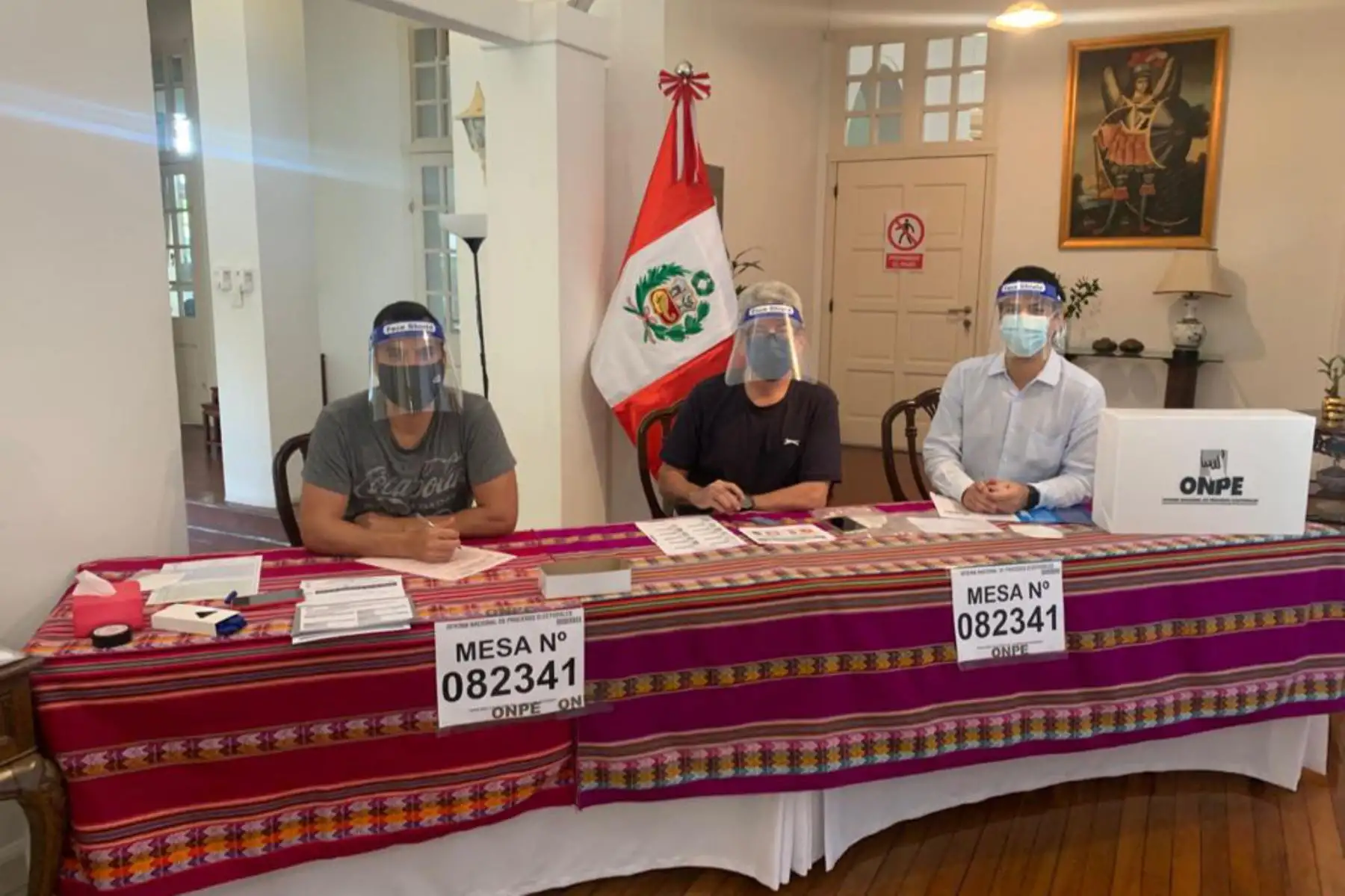 Connacionales residentes en Malasia ejercieron su voto en la Segunda Elección Presidencial 2021.
Foto:ANDINA/CancilleriaPeru