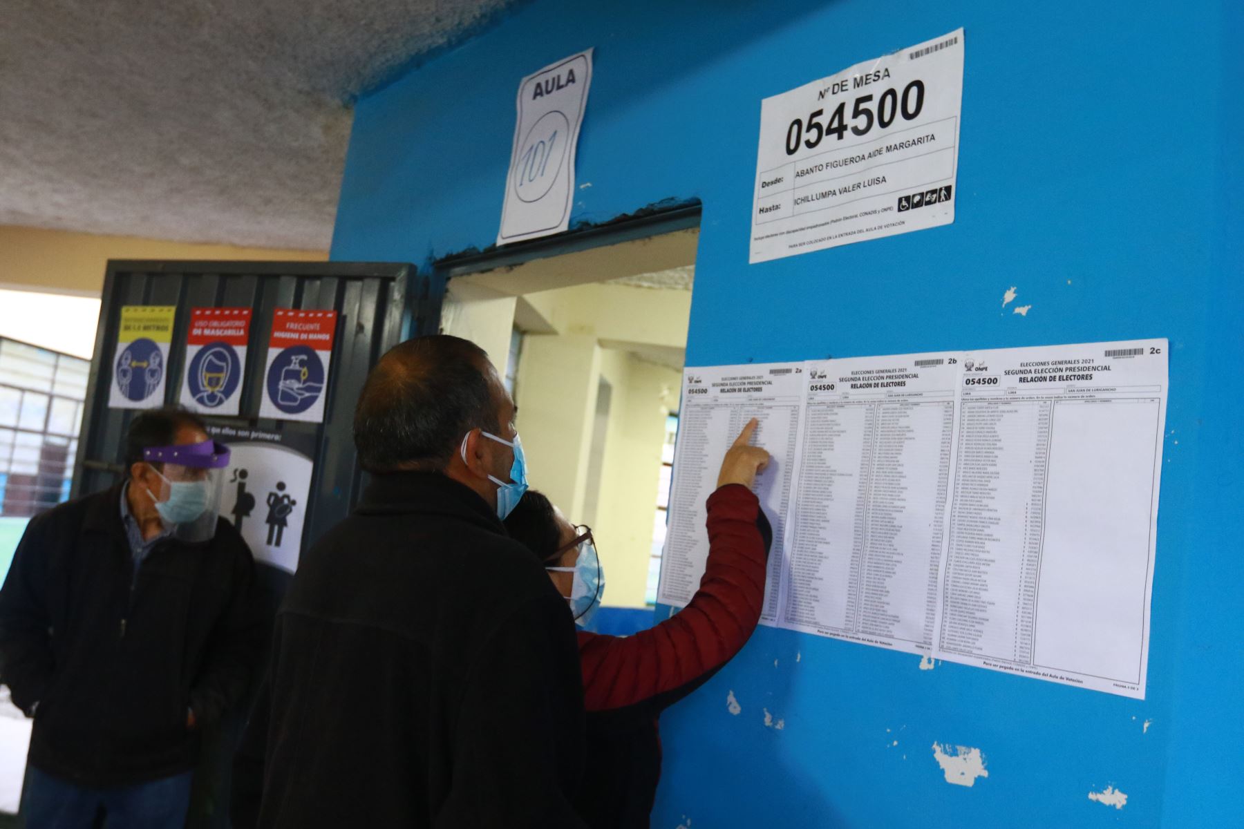 LIMA (PERÚ), 06/06 /2021.- Veinticinco millones 287 mil 954 peruanos, en el país y en el extranjero, participan hoy en los comicios electorales de la 2da vuelta.
Foto: ANDINA/Jhonel Rodríguez Robles