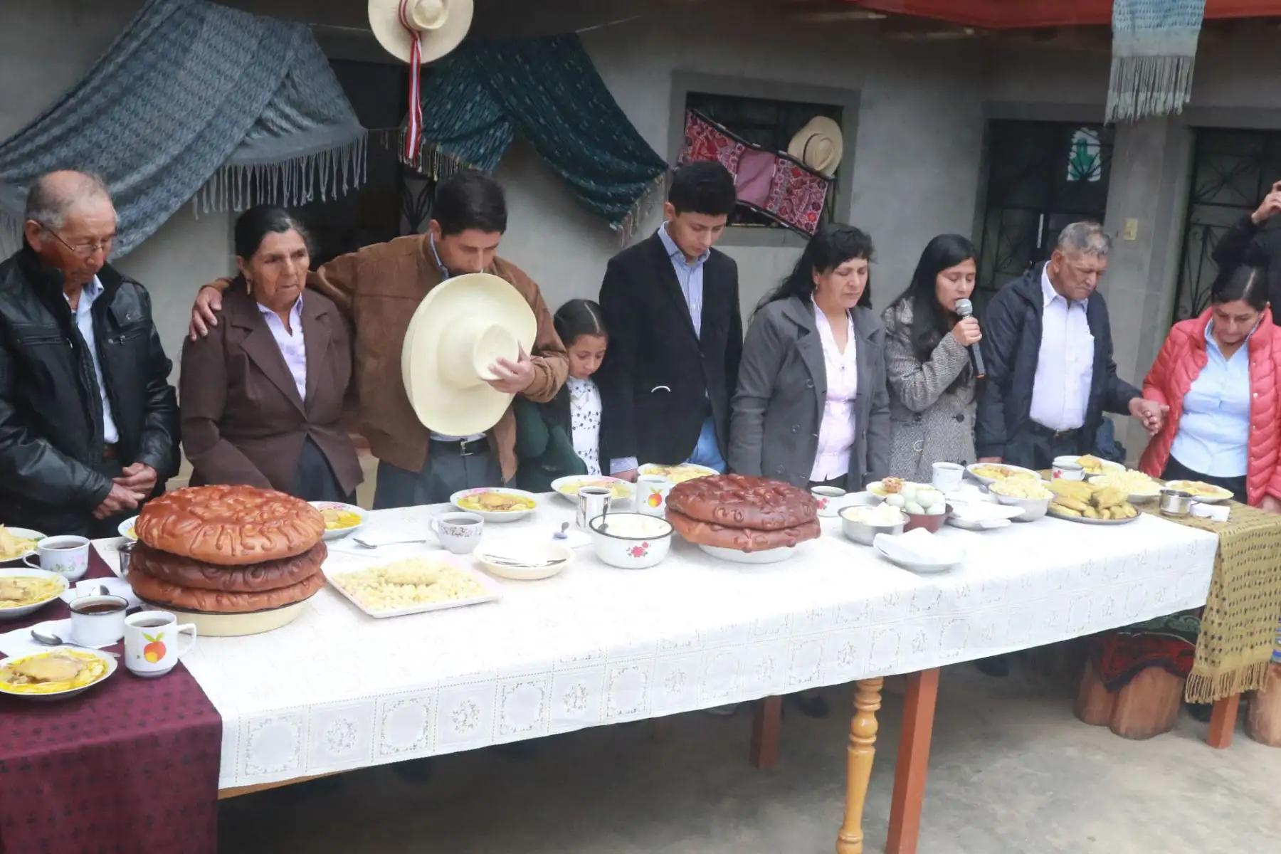 CAJAMARCA (PERÚ), 06/06/2021.-El candidato presidencial de Perú Libre,  Pedro Castillo, empieza la jornada con el tradicional desayuno electoral en su vivienda, en Cajamarca.
Foto: ANDINA/Braian Reyna