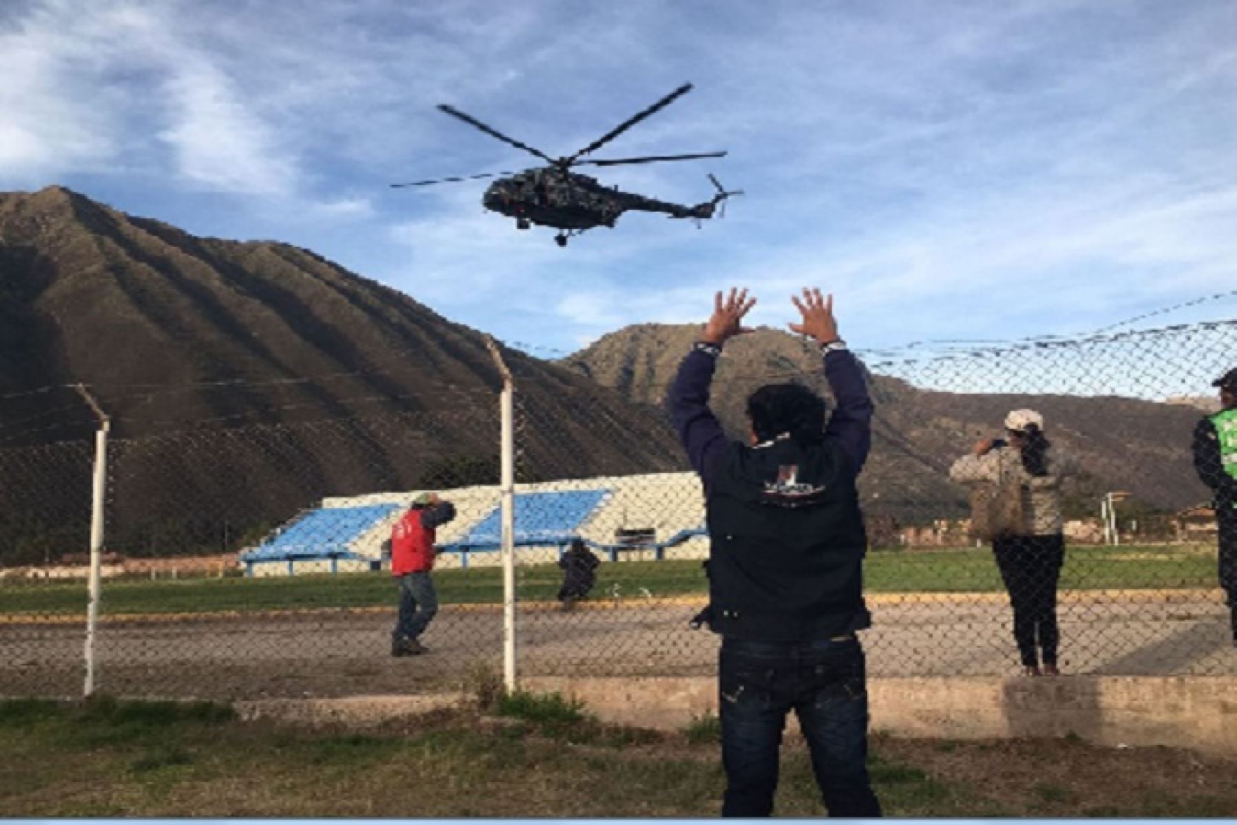 El material electoral no pudo arribar el lunes a la ciudad de Quillabamba por el mal clima que impidió el sobrevuelo de un helicóptero de las Fuerzas Armadas. Foto: Cortesía.