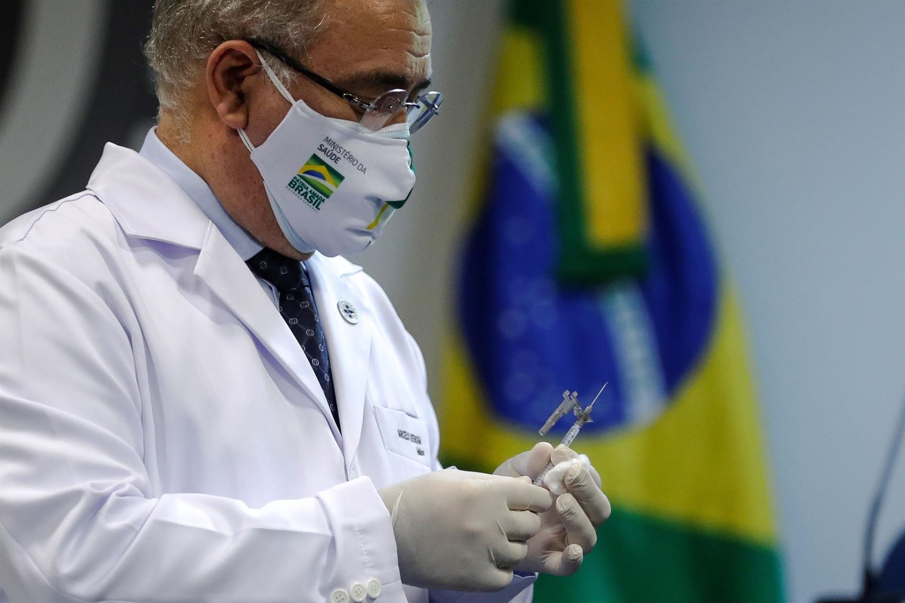 Brasil autoriza la vacuna de Pfizer para adolescentes desde los 12 años.