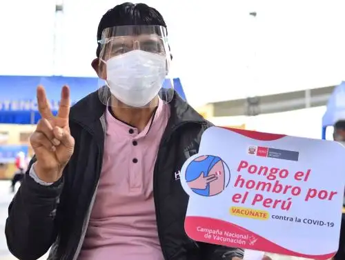 Tacna acelera vacunación contra la covid-19 e incluye a personas mayores de 50 años de edad. ANDINA/Difusión