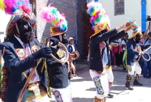 El Ministerio de Cultura declaró Patrimonio Cultural de la Nación a la danza Negritos del distrito de Marcas, provincia de Acobamba, departamento de Huancavelica, que se celebra en Navidad.