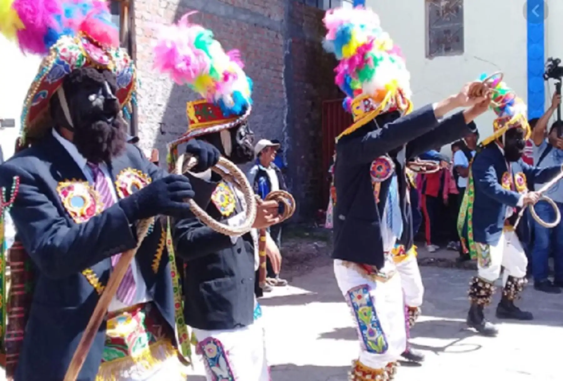 El Ministerio de Cultura declaró Patrimonio Cultural de la Nación a la danza Negritos del distrito de Marcas, provincia de Acobamba, departamento de Huancavelica, que se celebra en Navidad.
