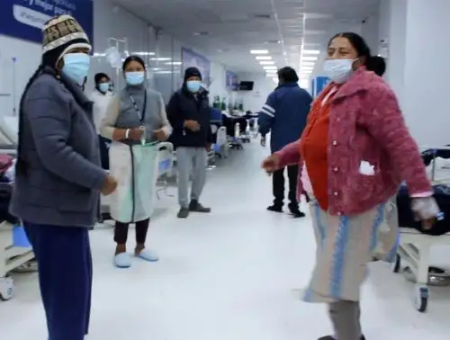 EsSalud Puno incluye a las danzas tradicionales La Diablada y Morenada en programa de bailoterapia dirigido a pacientes covid-19 de esa región.