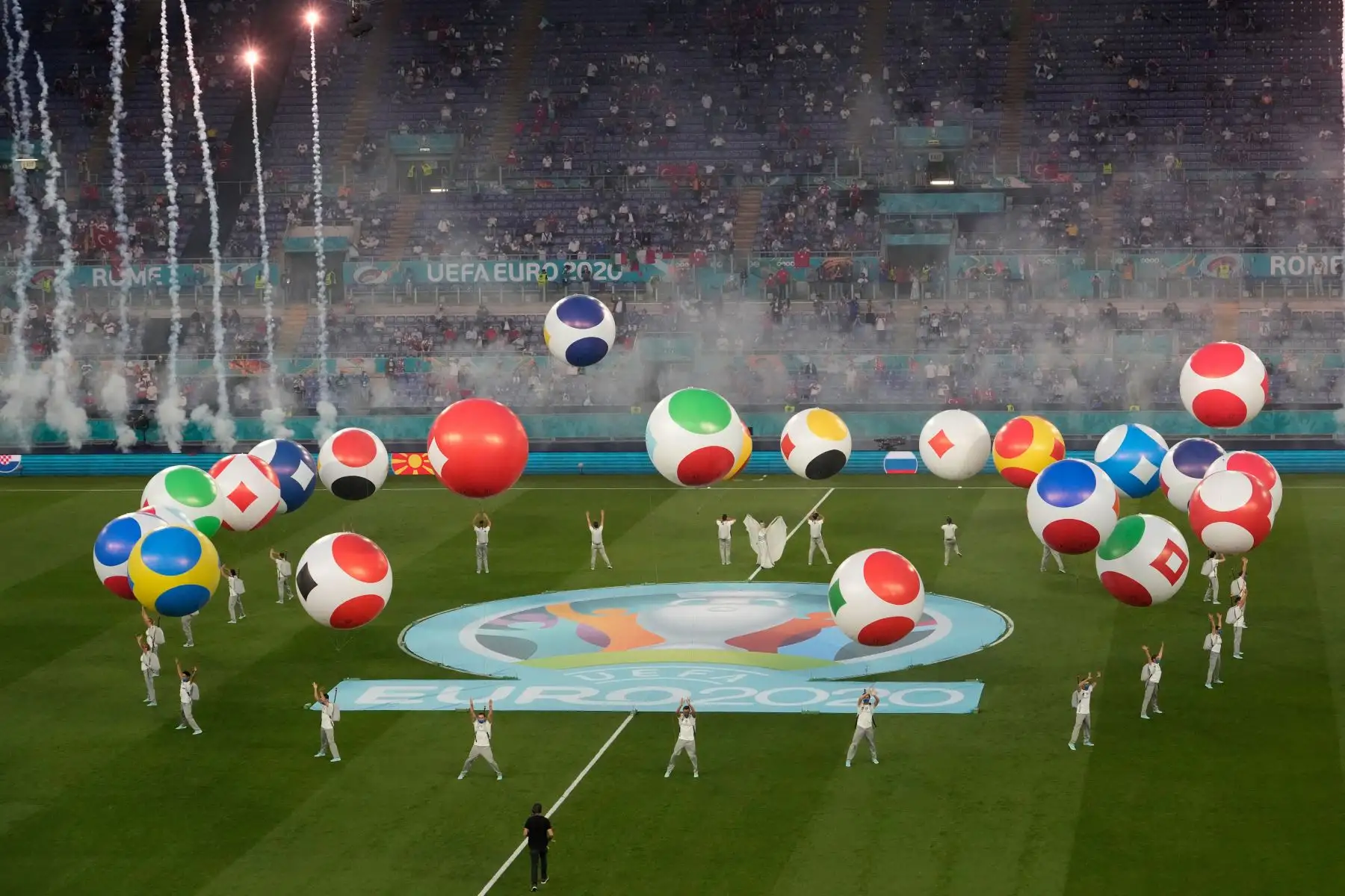 Ceremonia de apertura del Campeonato Europeo de Fútbol de la UEFA Euro 2020 2021, antes del inicio de la competencia Turquía vs Italia. Foto: AFP