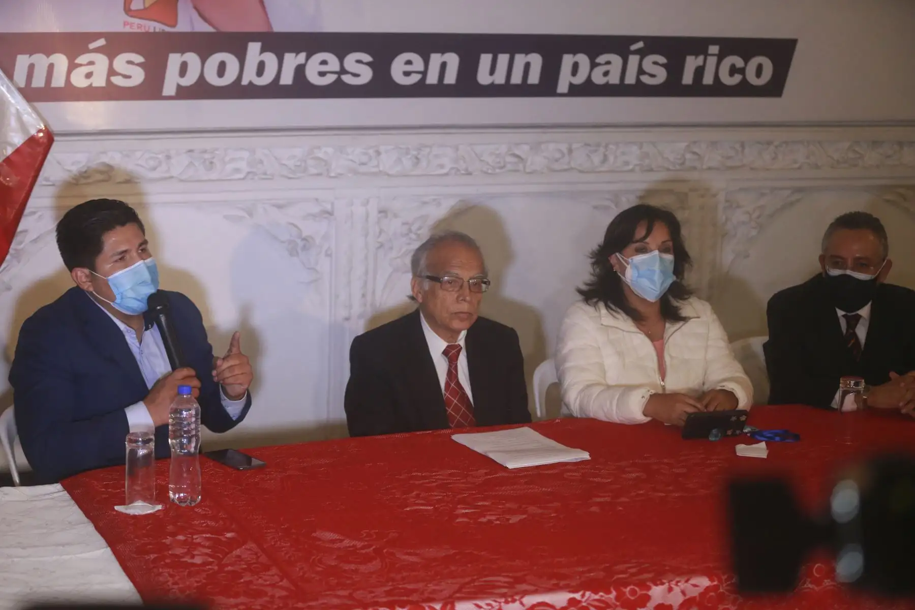 Conferencia de prensa de Perú Libre. Foto: ANDINA/Jhony Laurente