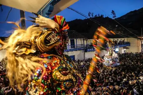 La Festividad de la Virgen del Carmen de Paucartambo es una de las celebraciones más importantes de Cusco que convoca a miles de devotos.