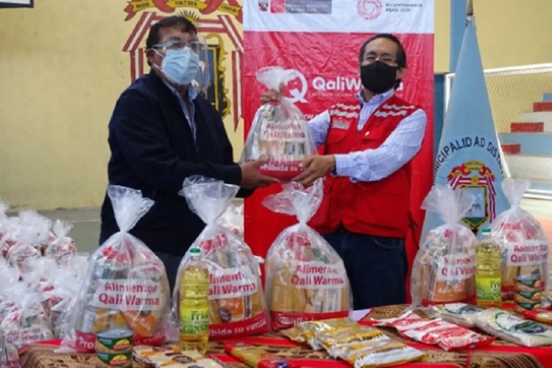 El Programa Nacional de Alimentación Escolar Qali Warma, del Ministerio de Desarrollo e Inclusión Social, entregó 41.46 toneladas de alimentos a las municipalidades de Cerro Colorado, Miraflores y Mariano Melgar, en la región Arequipa, para la atención de 7,200 ciudadanos de estos tres distritos.