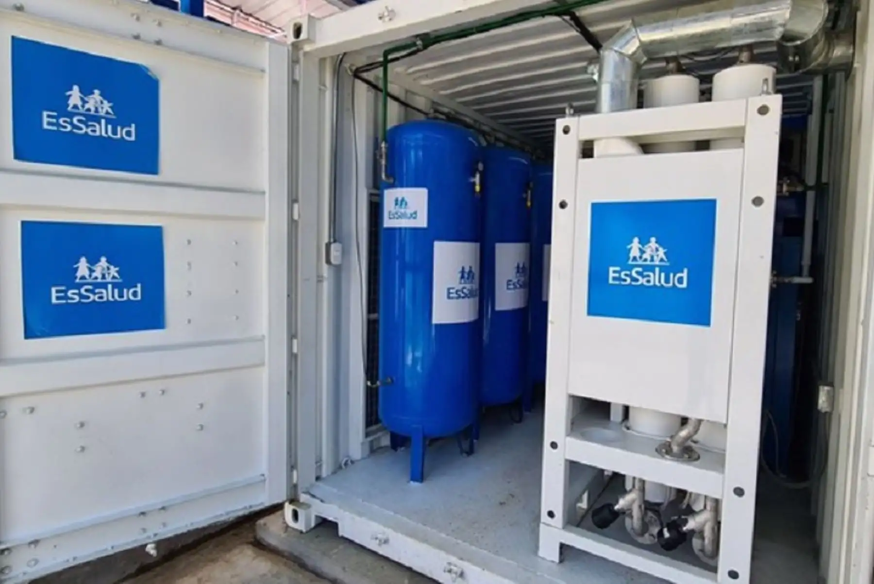 Planta móvil de oxígeno medicinal de EsSalud.