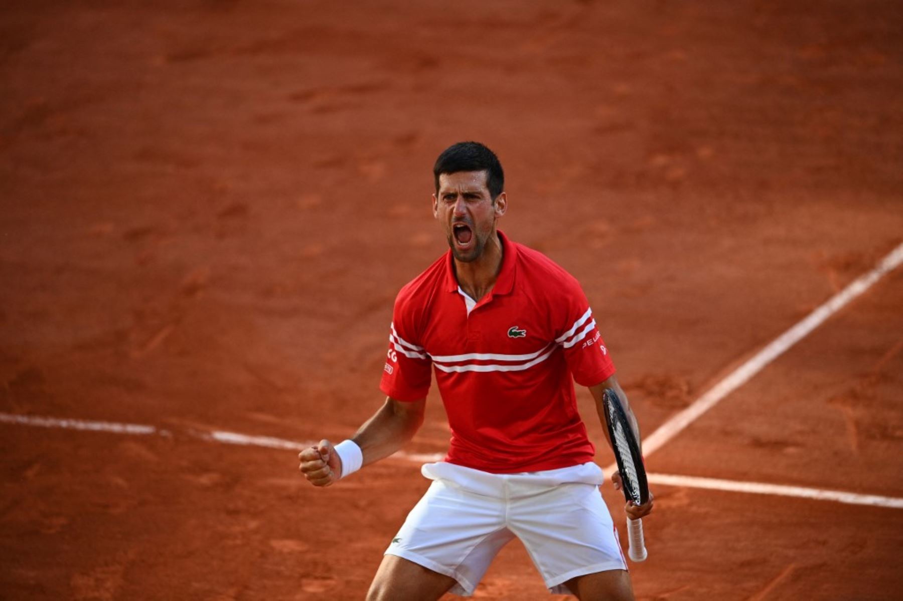 Djokovic conquista Roland Garros al vencer al griego  Tsitsipas
