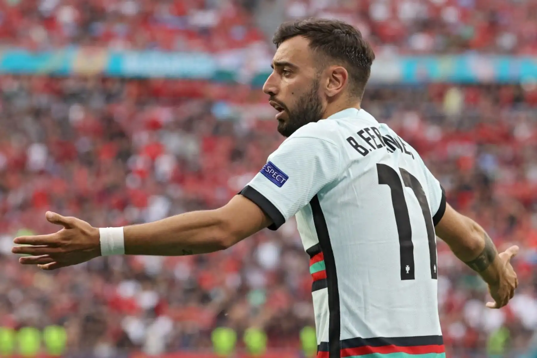El centrocampista portugués Bernardo Silva reacciona durante el partido de fútbol del Grupo F de la UEFA EURO 2020 entre Hungría y Portugal en el Puskas Arena de Budapest el 15 de junio de 2021. Foto: AFP