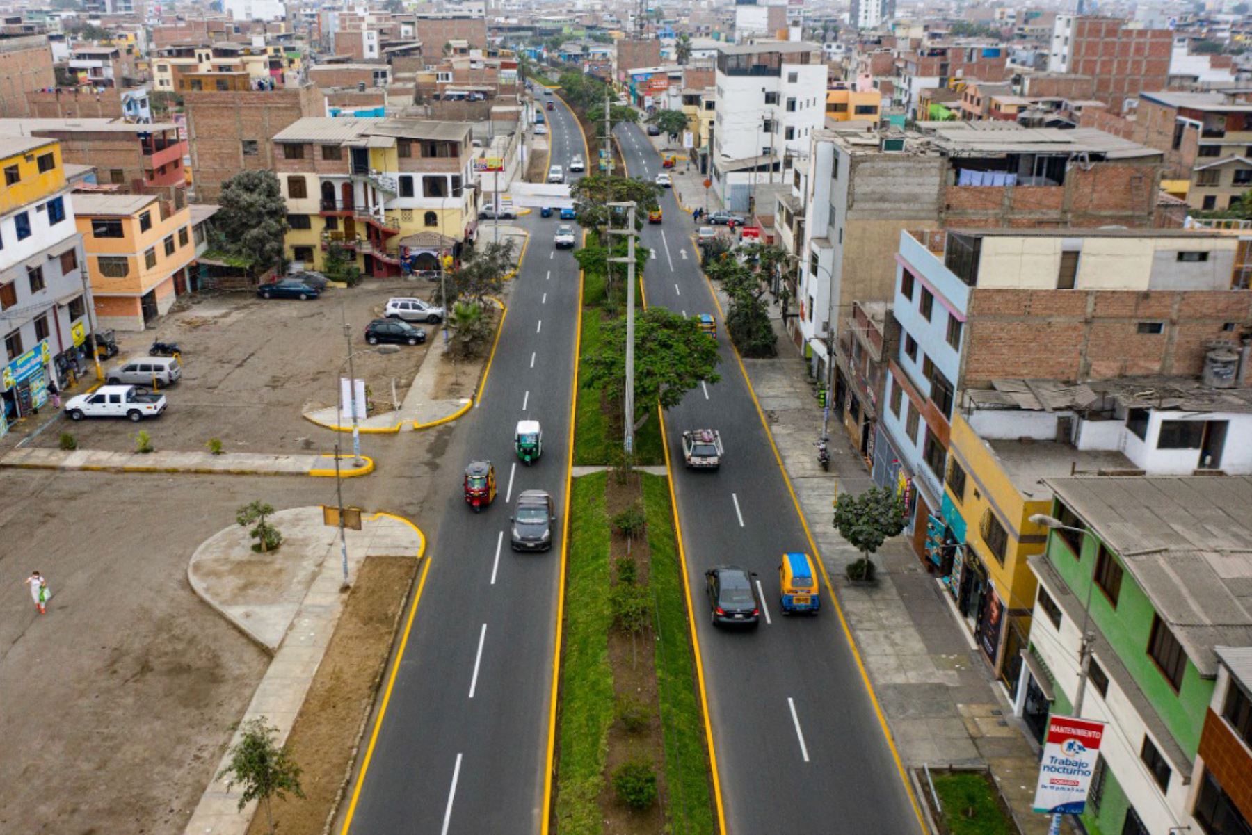 Con un monto de inversión de 1 millón 984,565 soles, los trabajos se efectuaron entre las 22:00 y las 05:00 horas. a fin de no interrumpir la fluidez del tránsito vehicular en una zona por donde circulan alrededor de 15,500 unidades diariamente. Foto: ANDINA/Municipalidad Metropolitana de Lima.