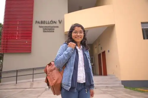 Está dirigida a talentos, hijos de docentes, que lograron alto rendimiento en los últimos grados de la educación secundaria. Foto: ANDINA/Difusión.