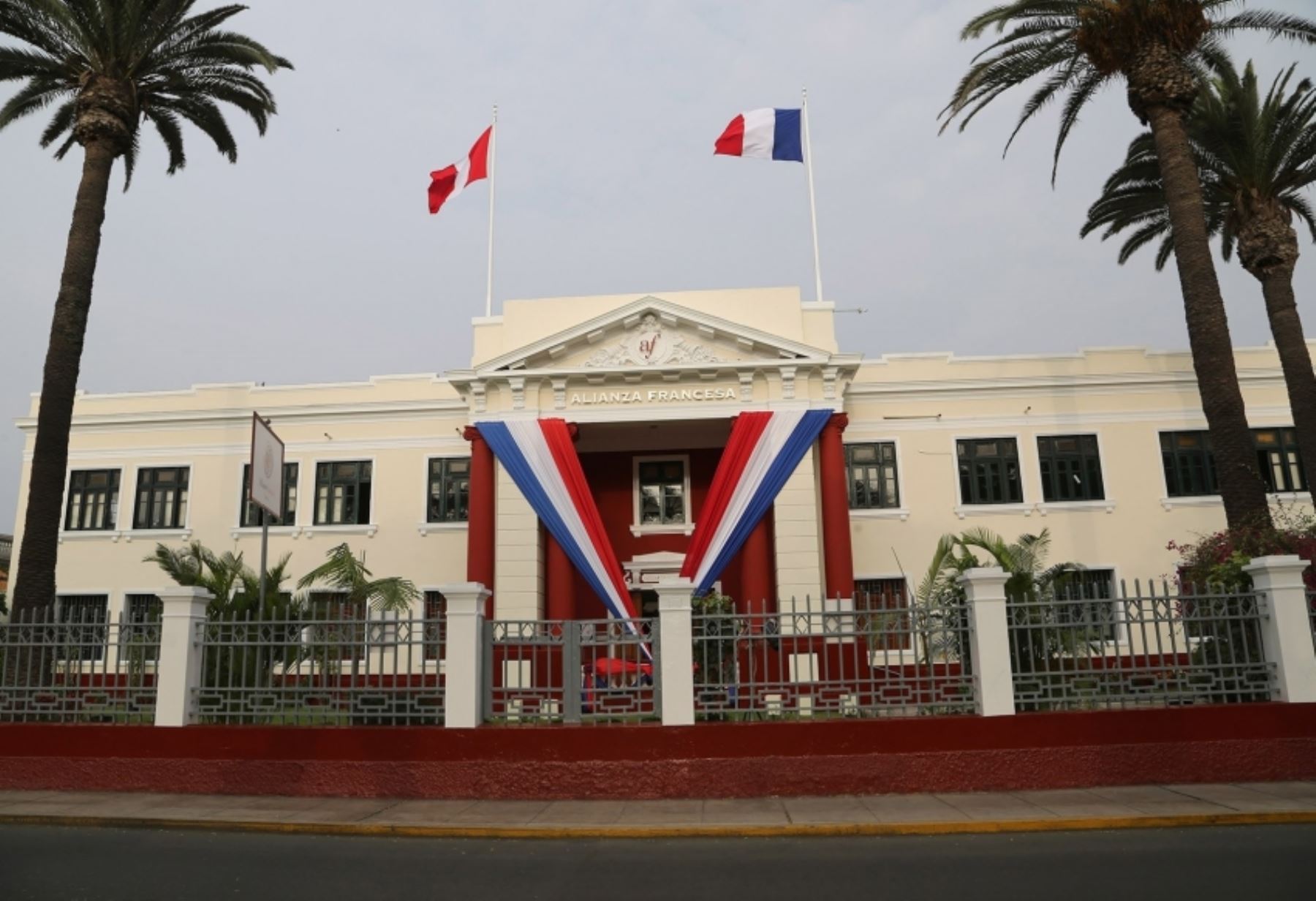 La Alianza Francesa de Lima presenta mañana el Día de la Música y sus actividades por el Bicentenario.