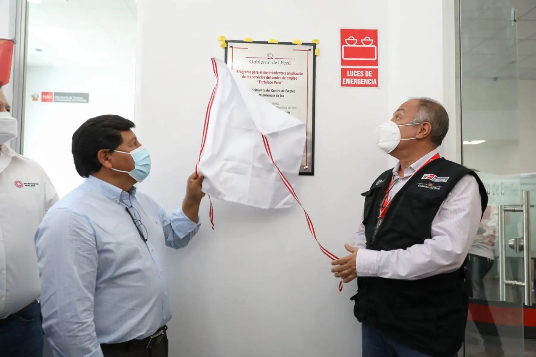 El ministro de Trabajo y Promoción del Empleo (MTPE), Javier Palacios Gallegos, inauguró el nuevo local del Centro de Empleo en la región Ica, con el propósito de acercar a la población diversos servicios que les permitirá un mejor acceso al mercado laboral. Foto: ANDINA/Ministerio de Trabajo