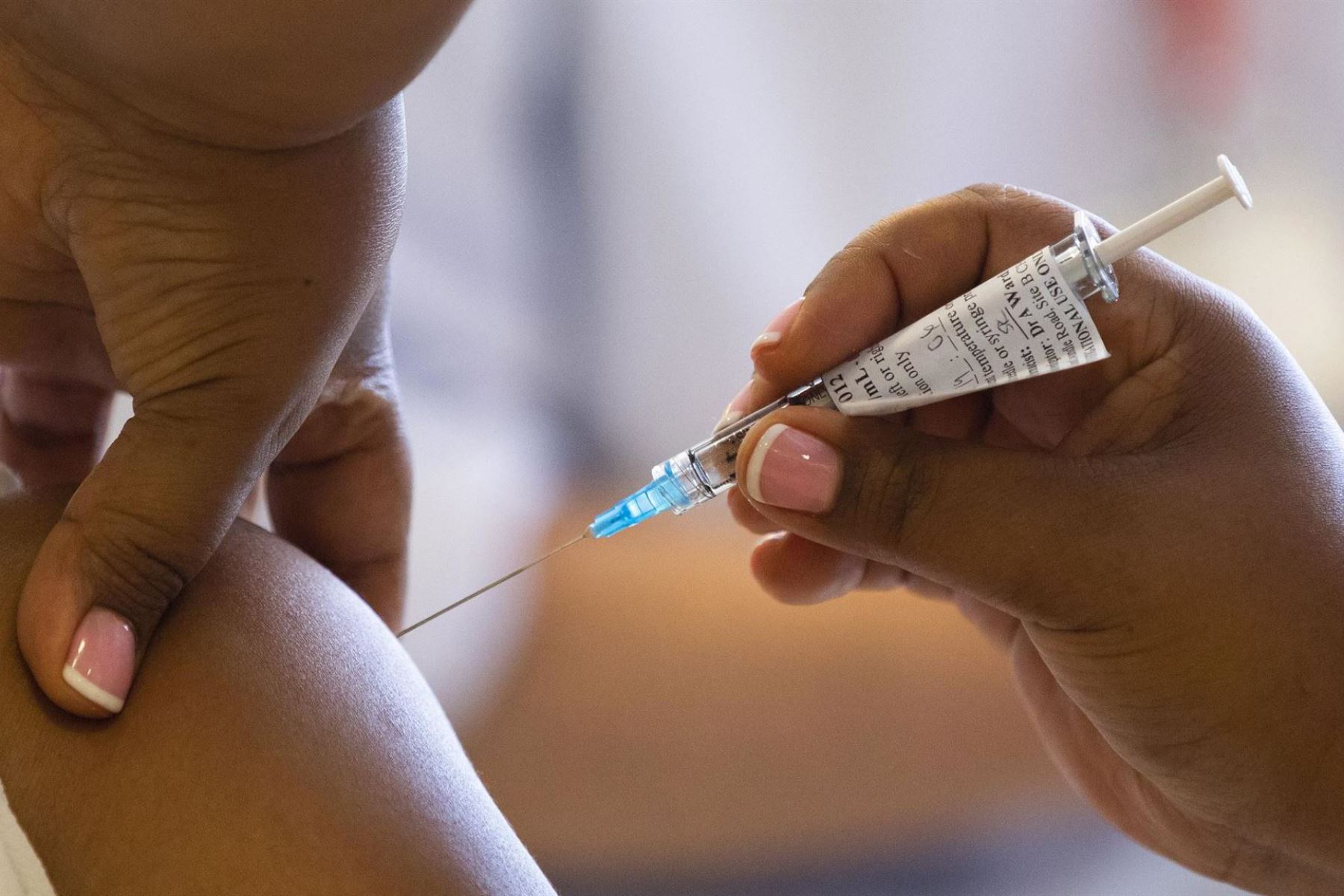 África no supera el 1 % de vacunados.