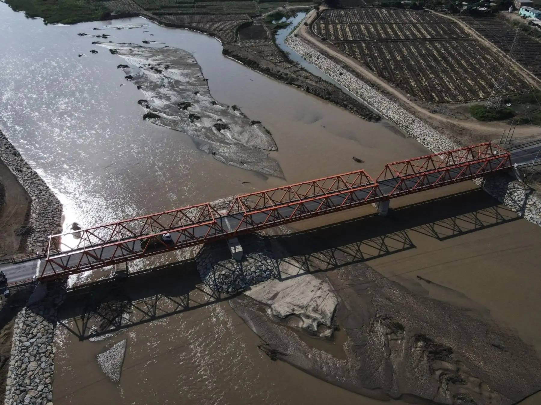 Lambayeque pone en marcha el puente Reque, que reemplaza a la infraestructura que sufrió daños a consecuencia del Fenómeno El Niño costero de 2017. ANDINA/Difusión