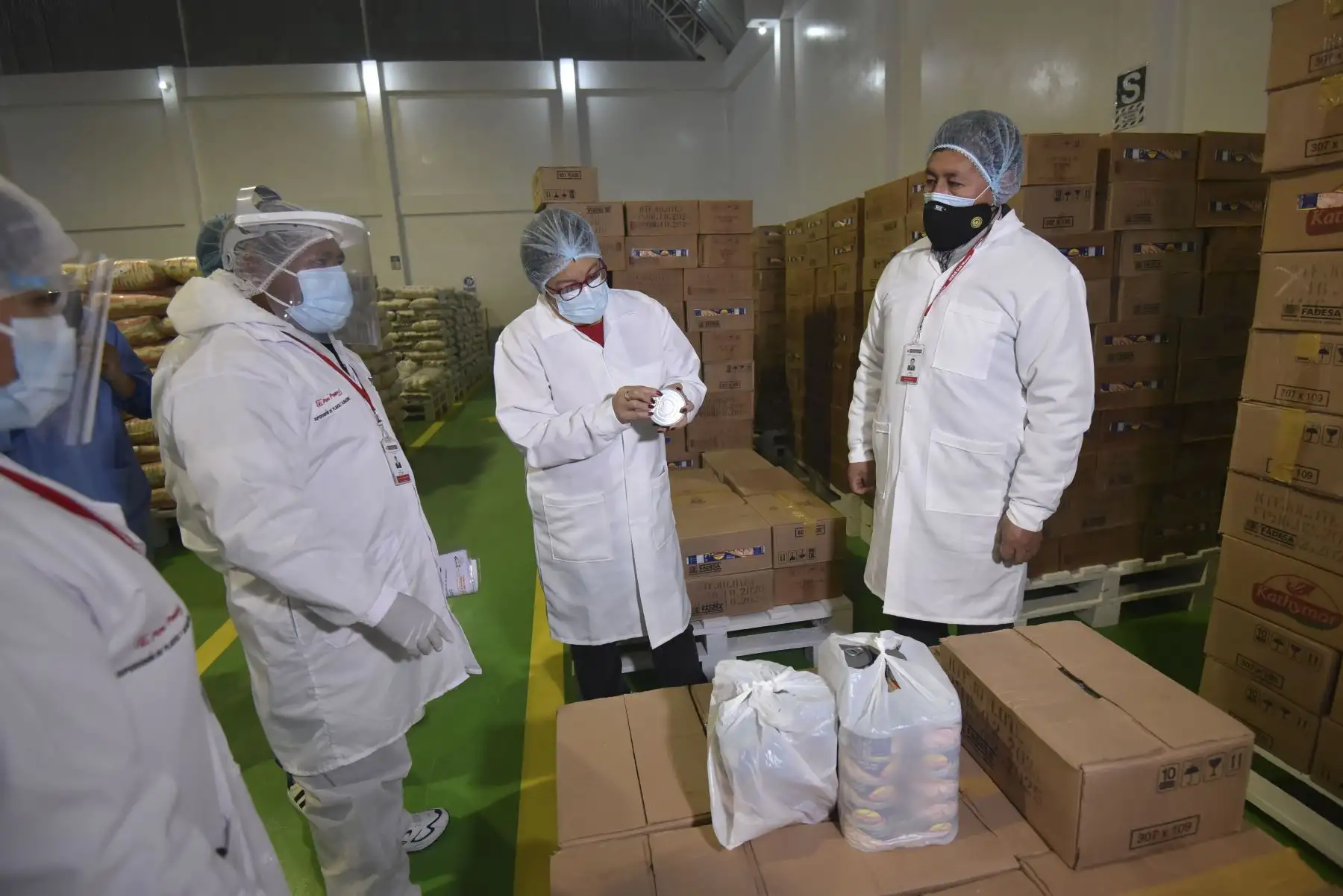 Ministra de Inclusión Social supervisó en la región Puno almacenamiento de alimentos de Qali Warma para el servicio alimentario escolar. Además, verificó el funcionamiento de otros programas sociales. Foto: ANDINA/MIDIS