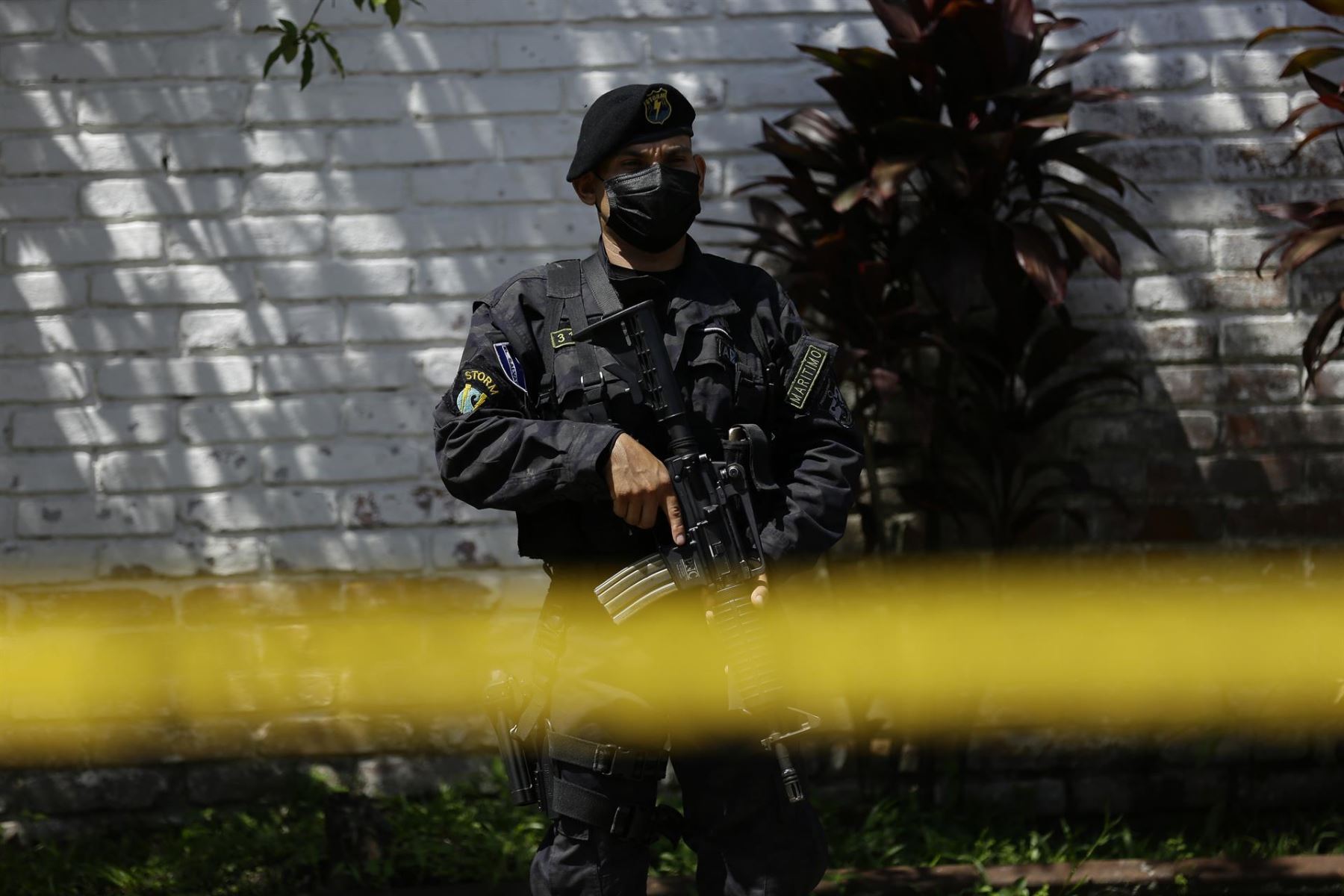 Autoridades salvadoreñas incautan 200 kilos de droga valorados en 5 millones.