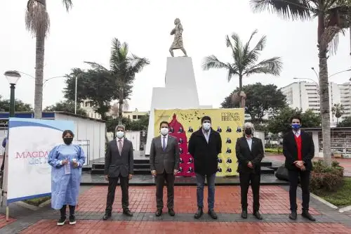 Diversas autoridades se hicieron presentes en la inauguración de la I Feria del Libro Augusto Tamayo Vargas, en Magdalena del Mar.
