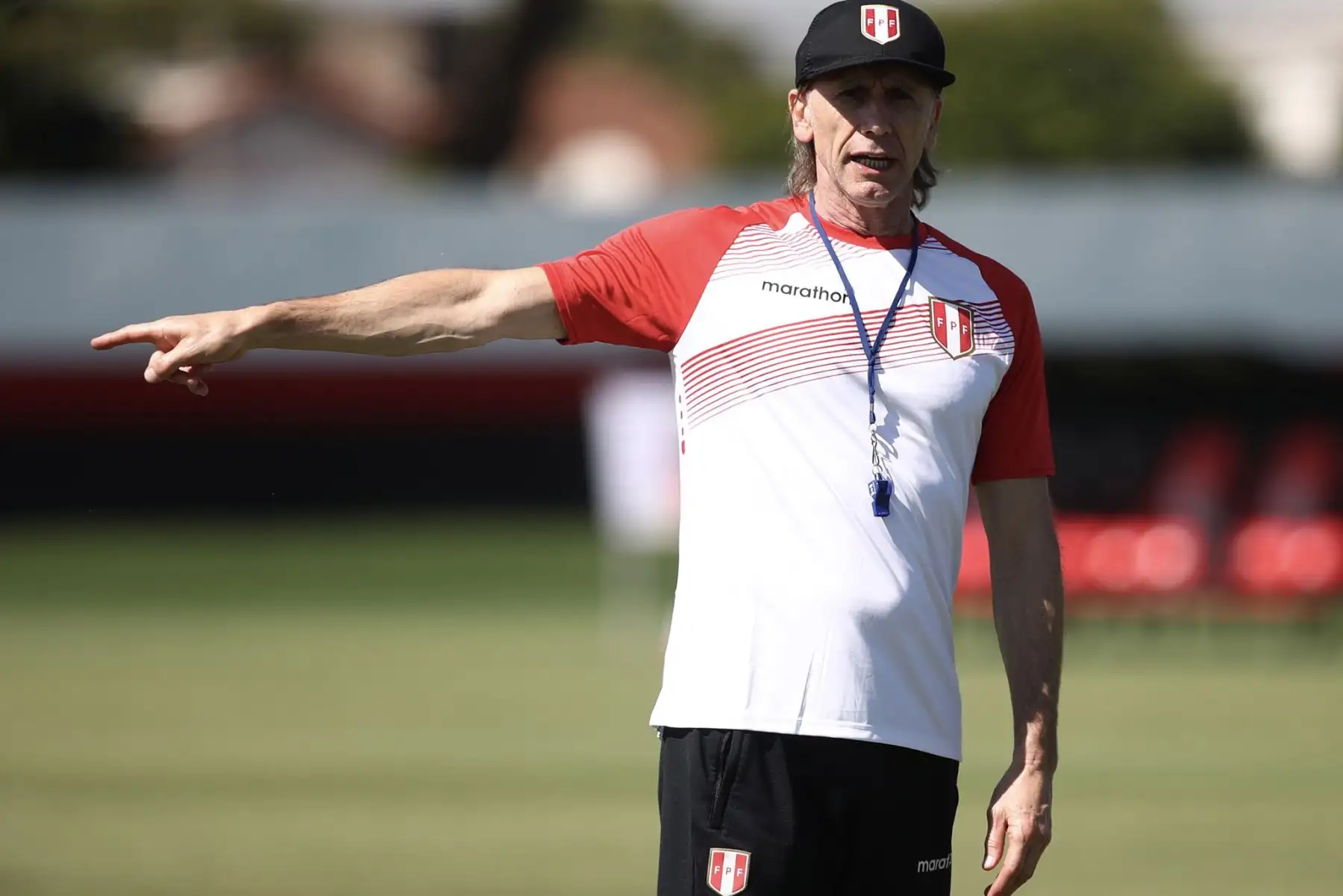 Bajo las órdenes del profesor Ricardo Gareca, los 26 futbolistas realizaron trabajos tácticos y con balón en espacios reducidos.
Foto: Selección Peruana