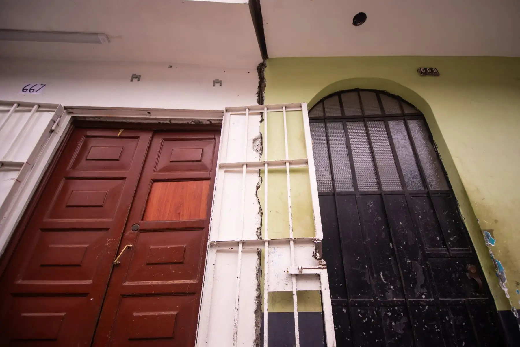 La Municipalidad de Lima supervisa daños en propiedades del Cercado de Lima luego de sismo de anoche que alertó a vecinos de toda la capital. Foto: MML