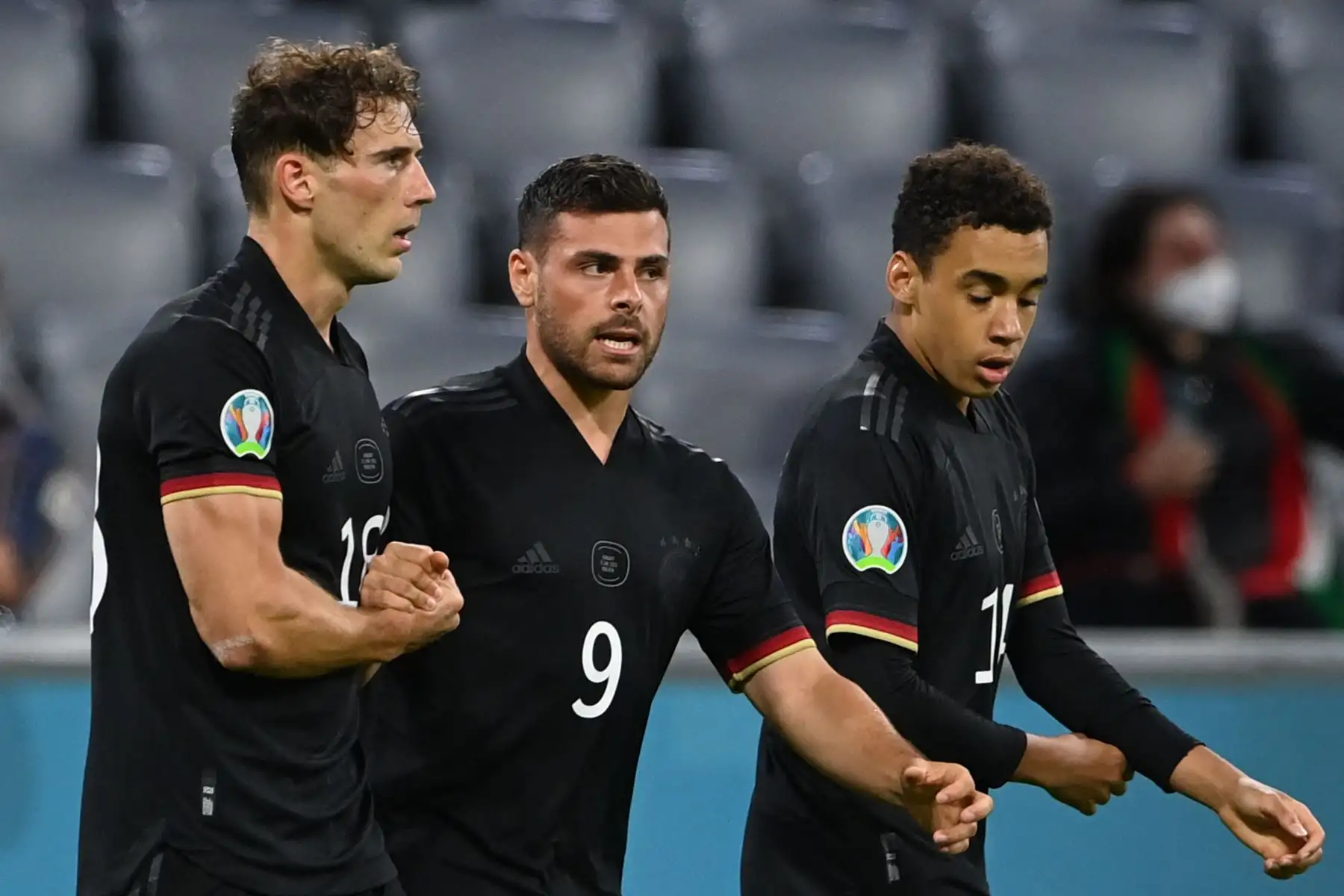 El centrocampista alemán Leon Goretzka celebra tras anotar el segundo gol de su equip durante el partido por el Grupo F de la UEFA EURO 2020. Foto: AFP