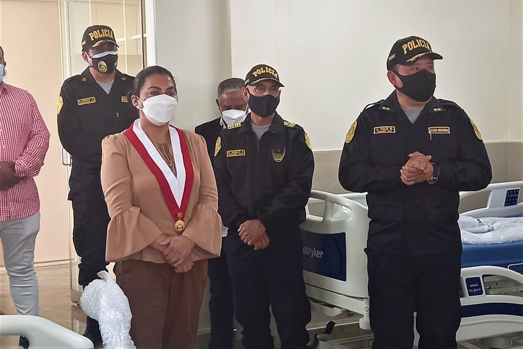Inauguran área de vigilancia intensiva en hospital policial en la región Lambayeque.