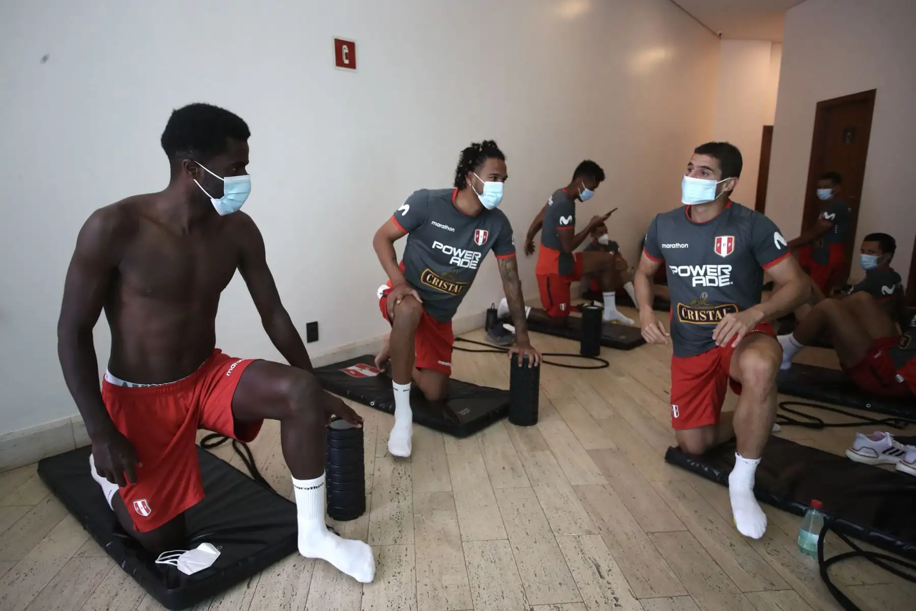 Selección Peruana volvió a los entrenamiento y trabajó por última vez en Goiania, previo al viaje a Brasilia donde enfrentará el próximo domingo a Venezuela 

Foto: ANDINA/FPF