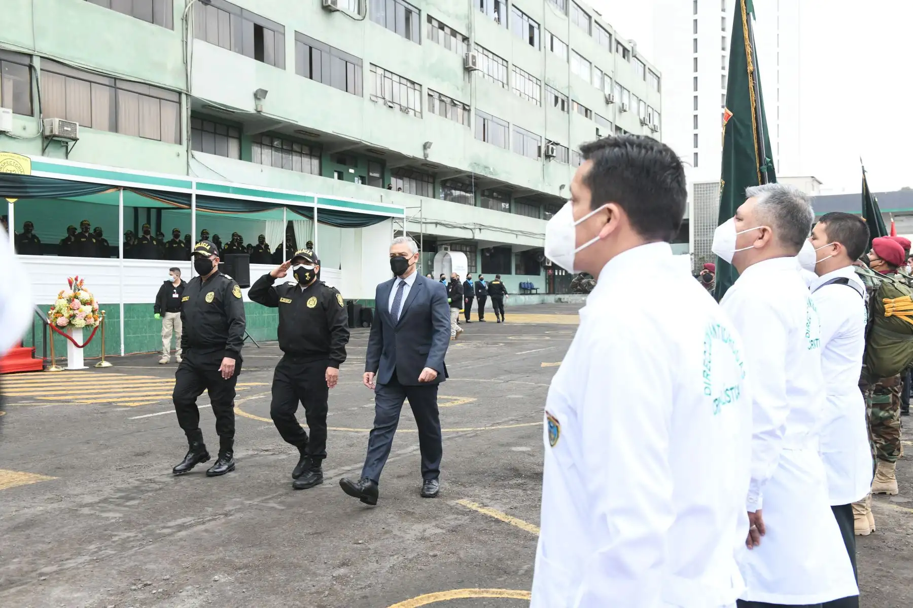 Ministro del Interior José Elice participó en la ceremonia por el XXX aniversario de la Dirandro, resaltando el  trabajo policial en la lucha antidrogas.
Foto: Ministerio del Interior