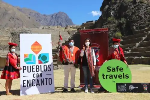 La ministra de Comercio Exterior y Turismo, Claudia Cornejo, anunció hoy el lanzamiento de la iniciativa “Pueblos con Encanto”, un esfuerzo que busca reconocer a los pueblos que, a través del tiempo conservan su identidad y mantienen vivas sus tradiciones. Fotos: Mincetur