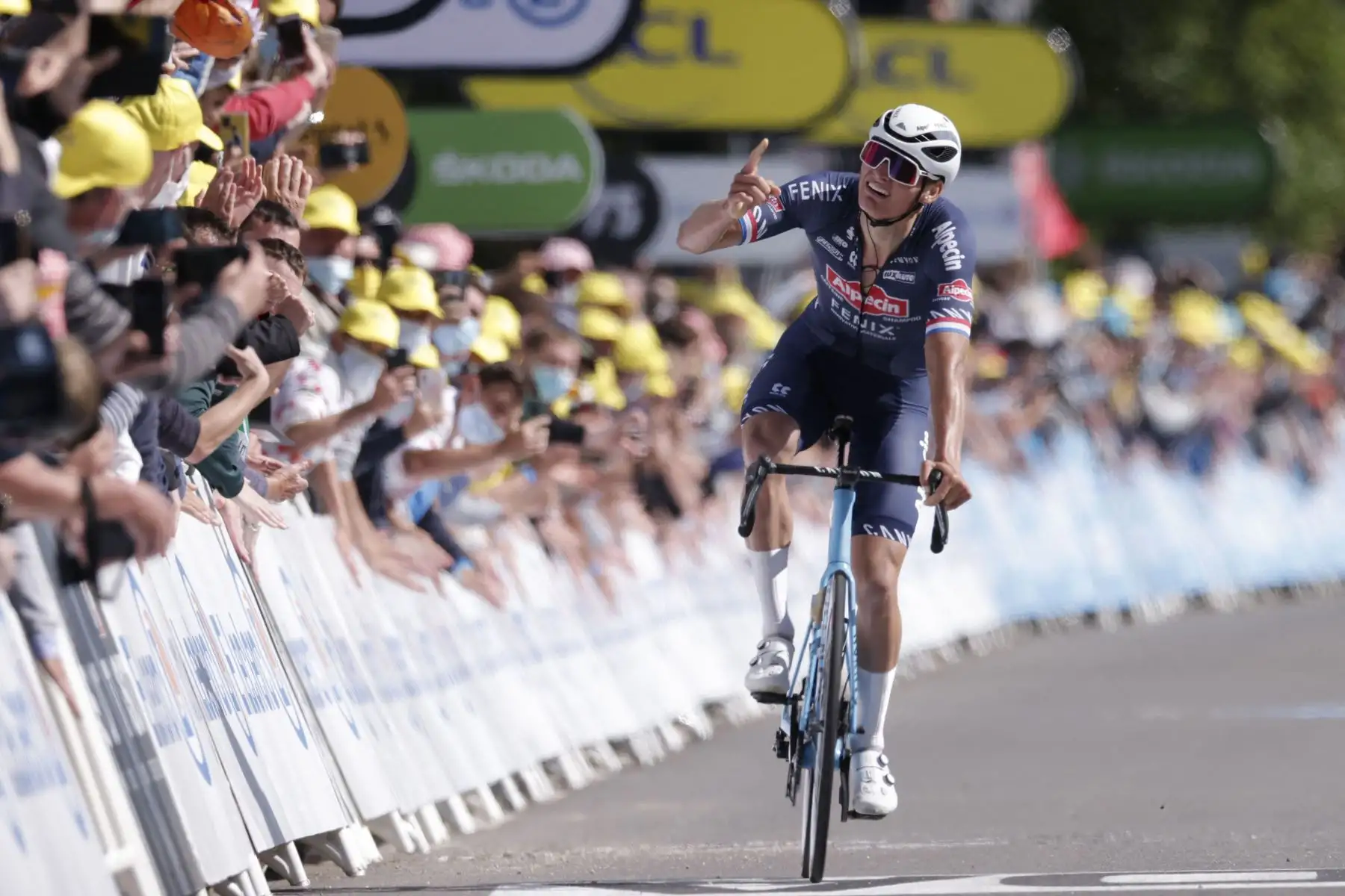 El ganador de la etapa, el equipo Alpecin Fenix ​​