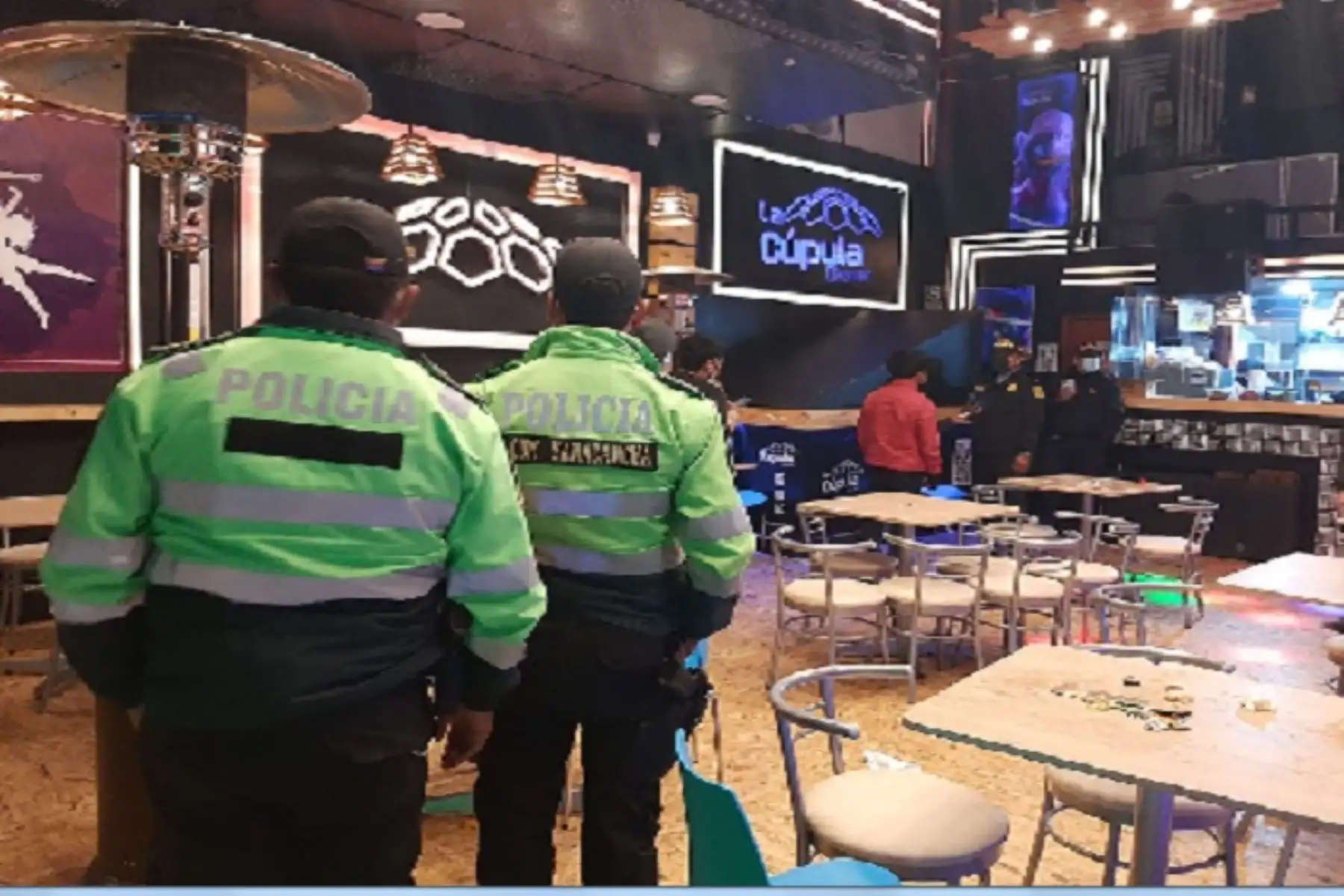 A los locales se les impuso multas de una UIT por infringir las normas municipales.
