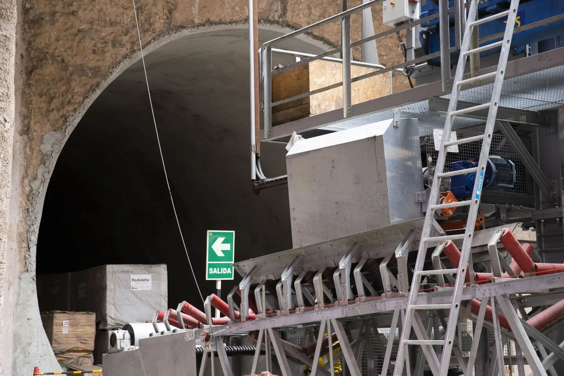 Recorrido por tres puntos del proyecto de la Línea 2 del Metro de Lima. Visita a la tuneladora que se encuentra en la Estación San Juan De Dios. Visita al Patio Taller de los trenes en el distrito de Santa Anita. Visita a la Estación 24 “Mercado de Santa Anita” la cual ya se encuentra casi finalizada. Foto: ANDINA/Carla Patiño