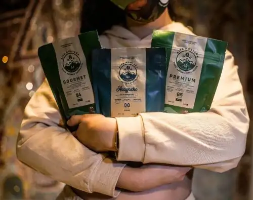 Caficultores de Amazonas y Puno ganan medalla del Ministerio de Desarrollo Agrario y Riego (Midagri) 2021. ANDINA/Difusión