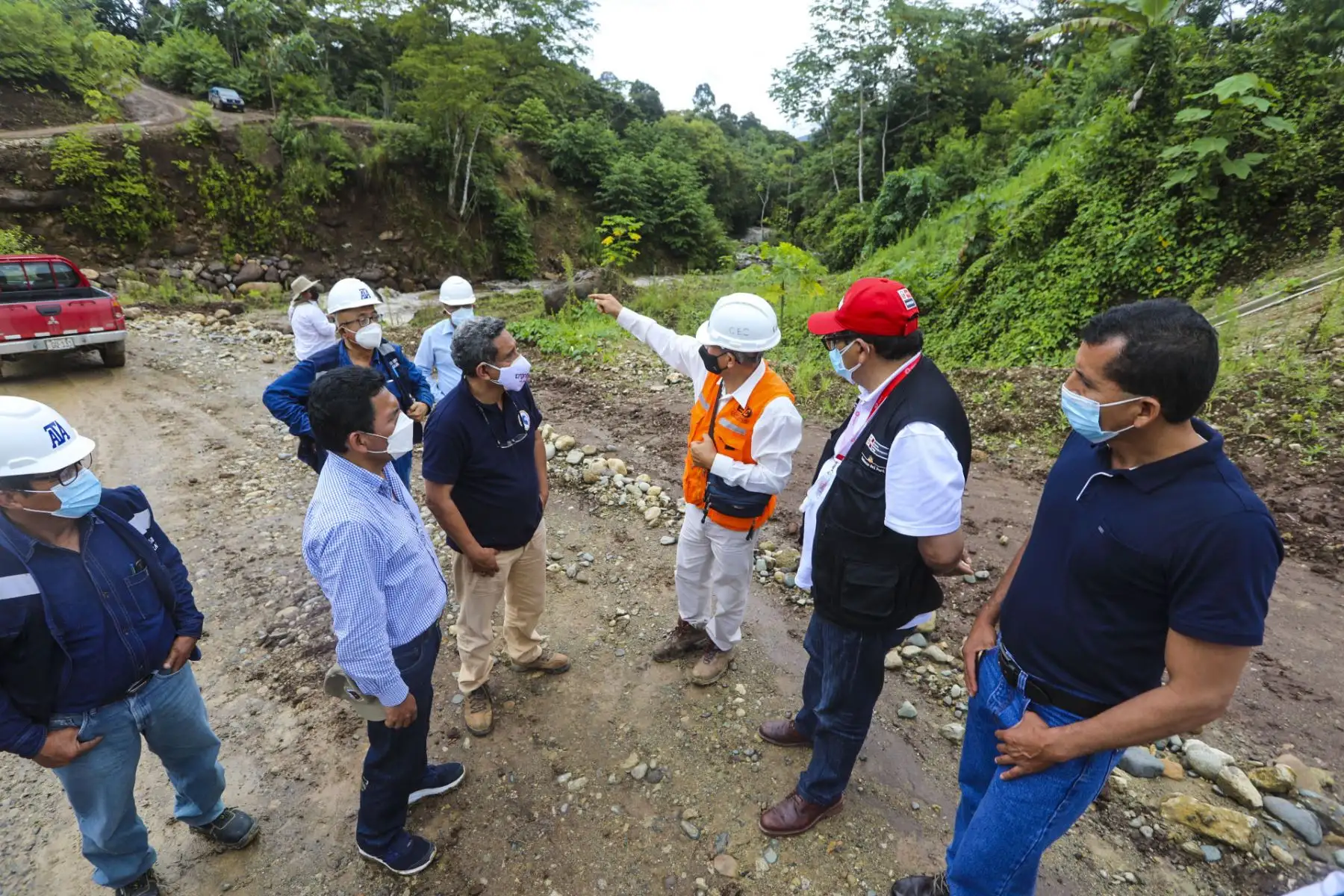 Proyecto de riego “San Antonio de Huarango” ubicado en San Ignacio, Cajamarca, con una inversión de 40 millones de soles beneficiará a casi 1,000 familias productoras agropecuarias, principalmente pequeñas.
Foto: Midagri Proyecto de riego “San Antonio de Huarango” ubicado en San Ignacio, Cajamarca, con una inversión de 40 millones de soles beneficiará a casi 1,000 familias productoras agropecuarias, principalmente pequeñas.
Foto: Midagri