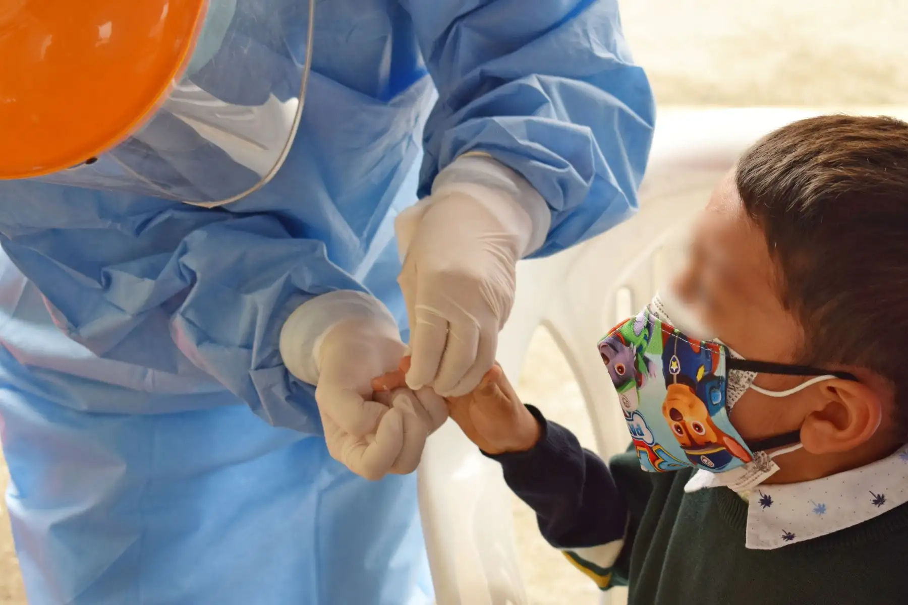 EsSalud reinició atenciones primarias en el Policlínico San Luis.
Niños de 0 a 5 años se benefician de vacunas para 26 enfermedades principalmente influenza y hepatitis B, control de anemia y medicinas,etc.
Foto: EsSalud