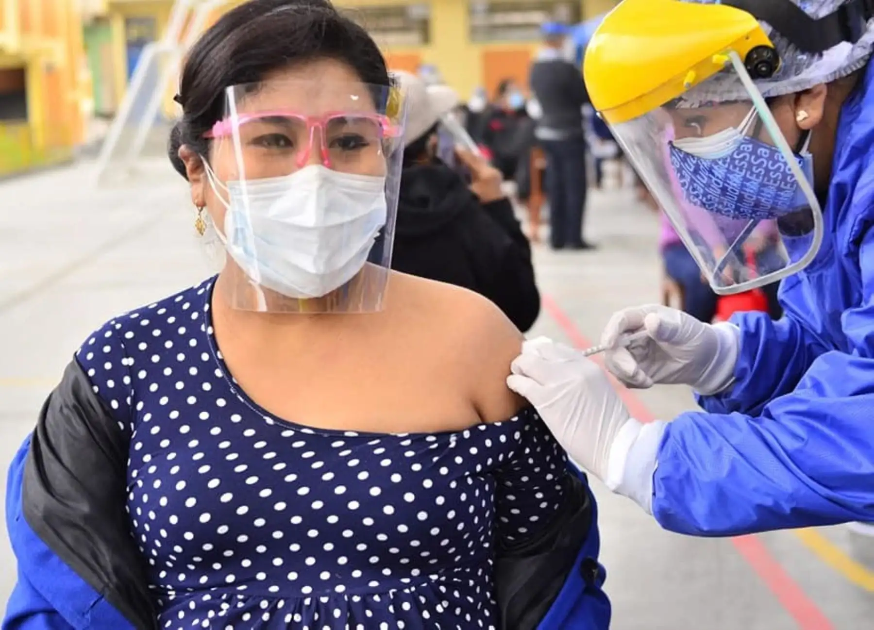 Tacna lidera vacunación contra la covid-19 y hoy les toca a los mayores de 48 años. ANDINA/Difusión