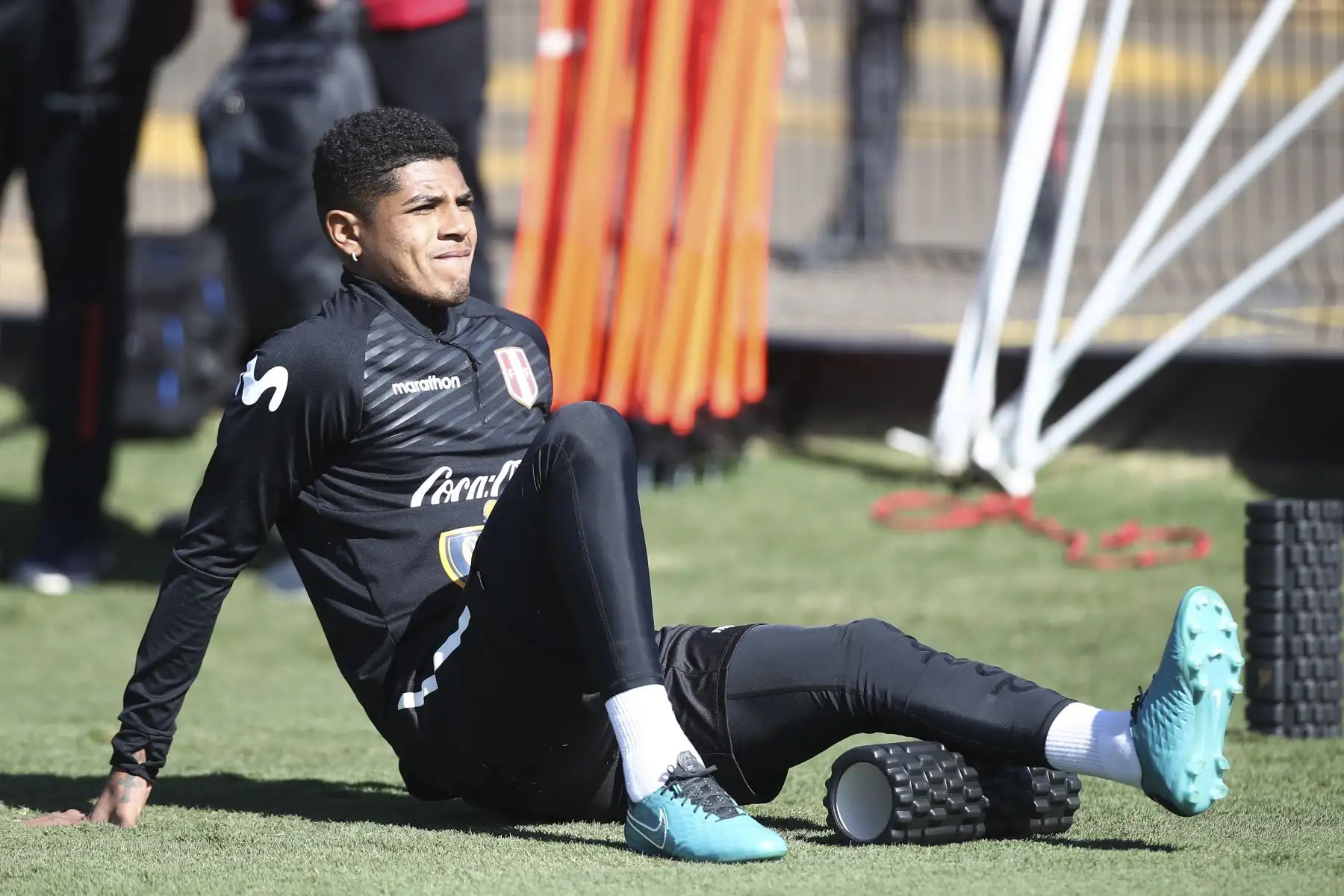 Wilder Cartagena de la Selección peruana trabajó por segundo día consecutivo para enfrentar este viernes a Paraguay por los cuartos de final de la Copa América. Foto: FPF