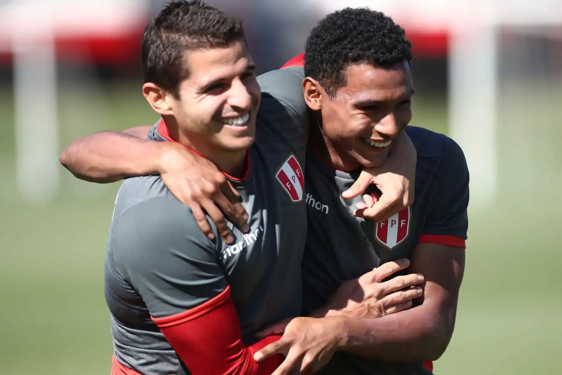 Aldo Corzo y Wilder Cartagena de la Selección Peruana entrenan por tercer día en Goiania, para enfrentar a Paraguay por los cuartos de final de la Copa América. Foto: ANDINA/FPF