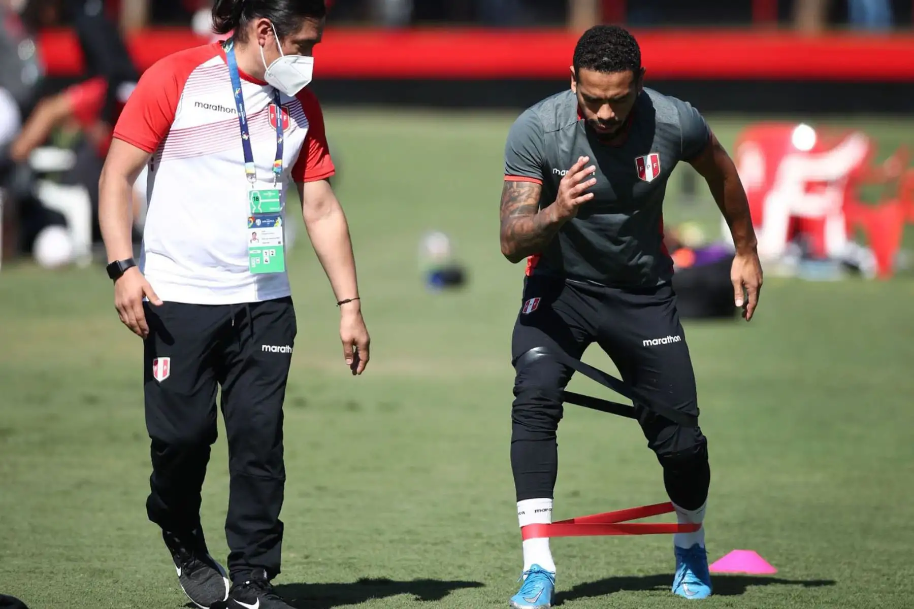 Alexander Callens de la Selección Peruana entrenó por tercer día en Goiania, para enfrentar a Paraguay por los cuartos de final de la Copa América. Foto: ANDINA/FPF