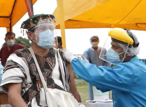 El Ministerio de Salud destacó que el proceso de vacunación contra el covid-19 en zonas de frontera y comunidades indígenas avanza a paso sostenido. ANDINA/Difusión