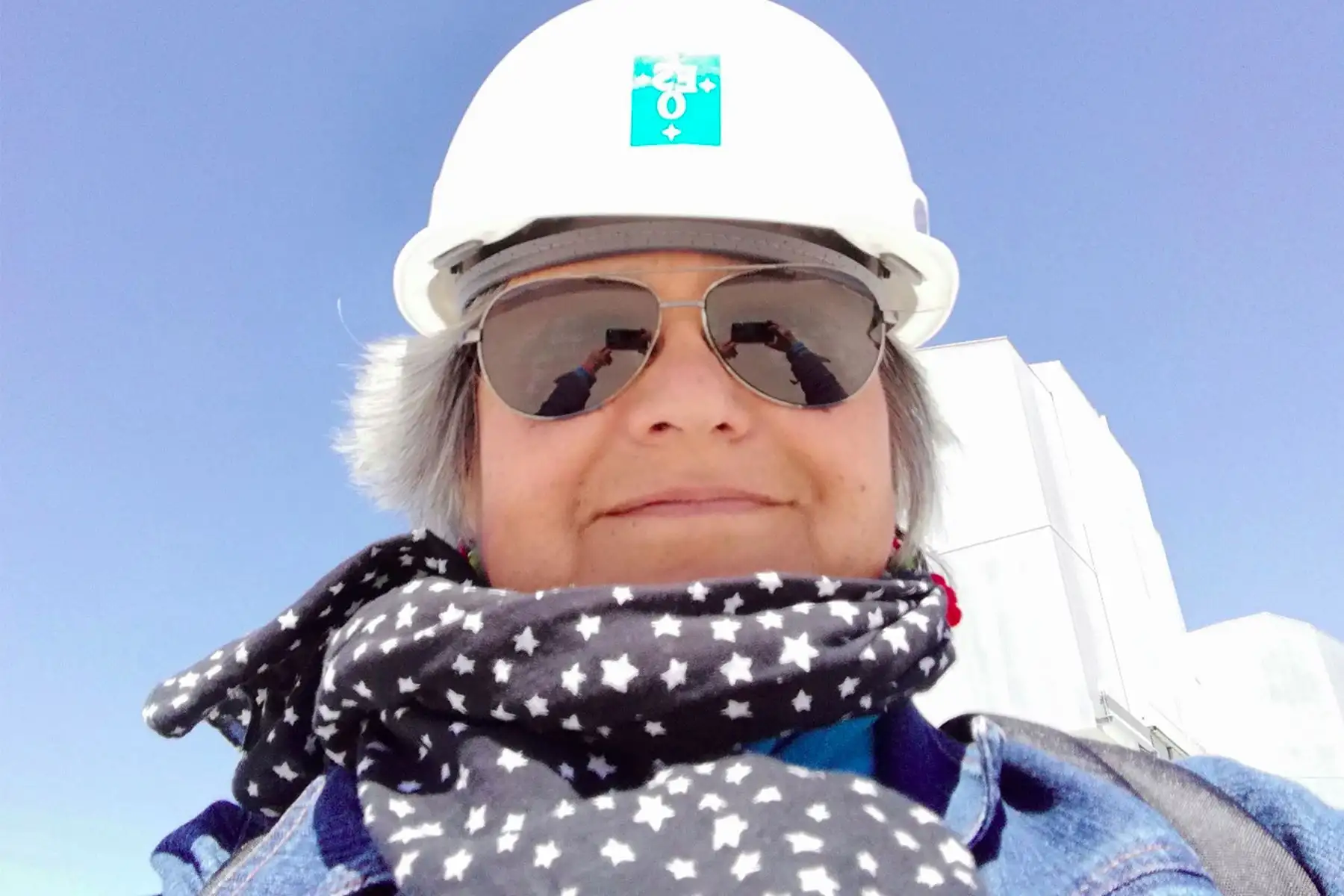 La Dra. Myriam Pajuelo, docente e investigadora de la Pontificia Universidad Católica del Perú,   fue reconocida por su amplia trayectoria en astronomía planetaria.