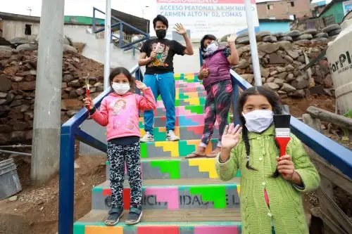 Artistas muralizan nuestra ciudad para promover los espacios.